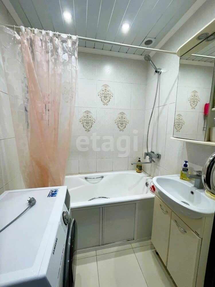 Продажа 4-комнатной квартиры, Южно-Сахалинск, Сахалинская область,  Южно-Сахалинск