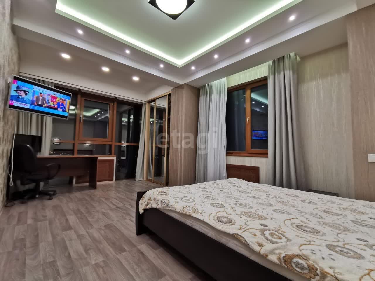 Аренда 3-комнатной квартиры, Южно-Сахалинск, Сахалинская область,  Южно-Сахалинск