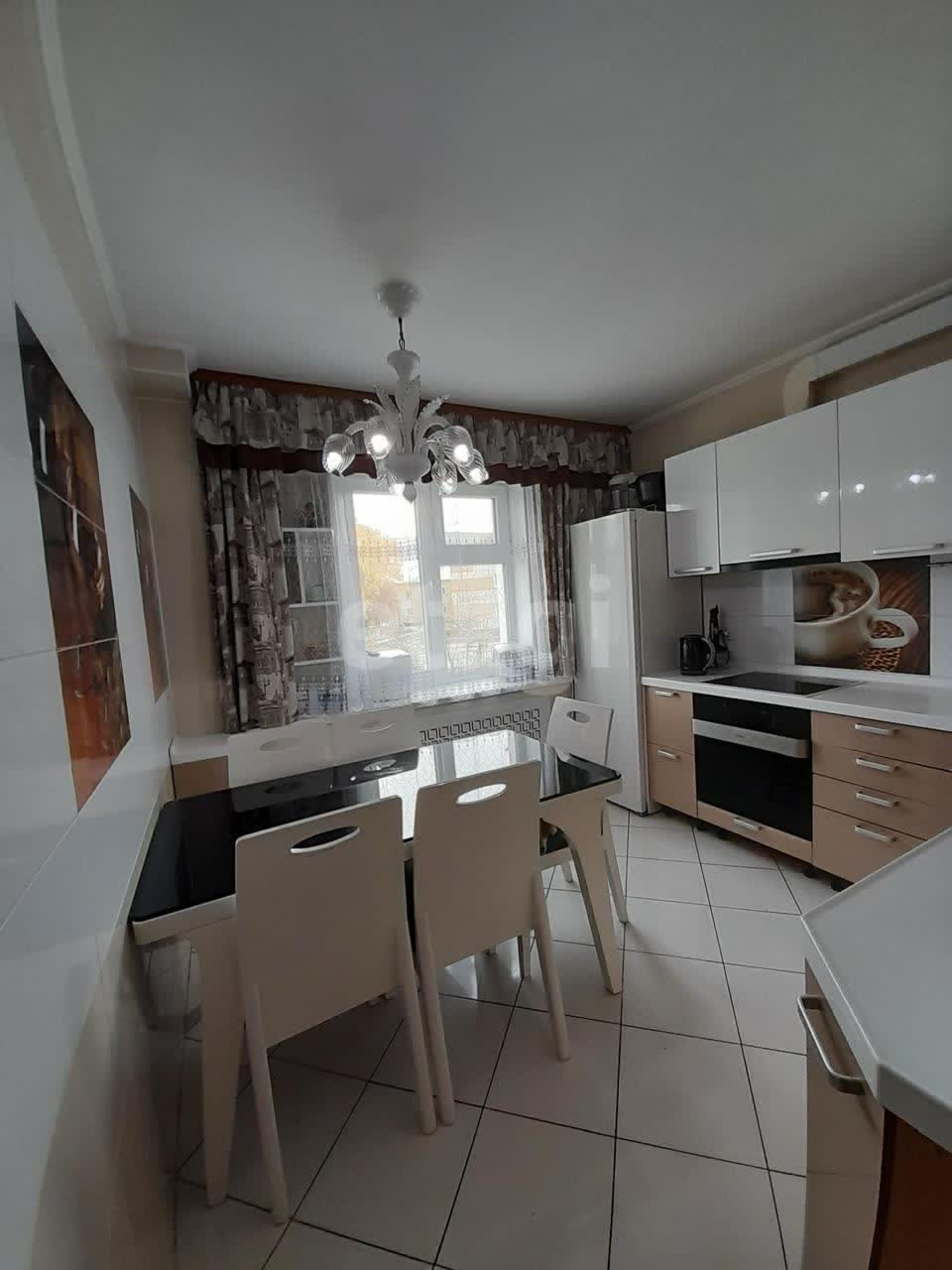 Продажа 3-комнатной квартиры, Южно-Сахалинск, Сахалинская область,  Южно-Сахалинск