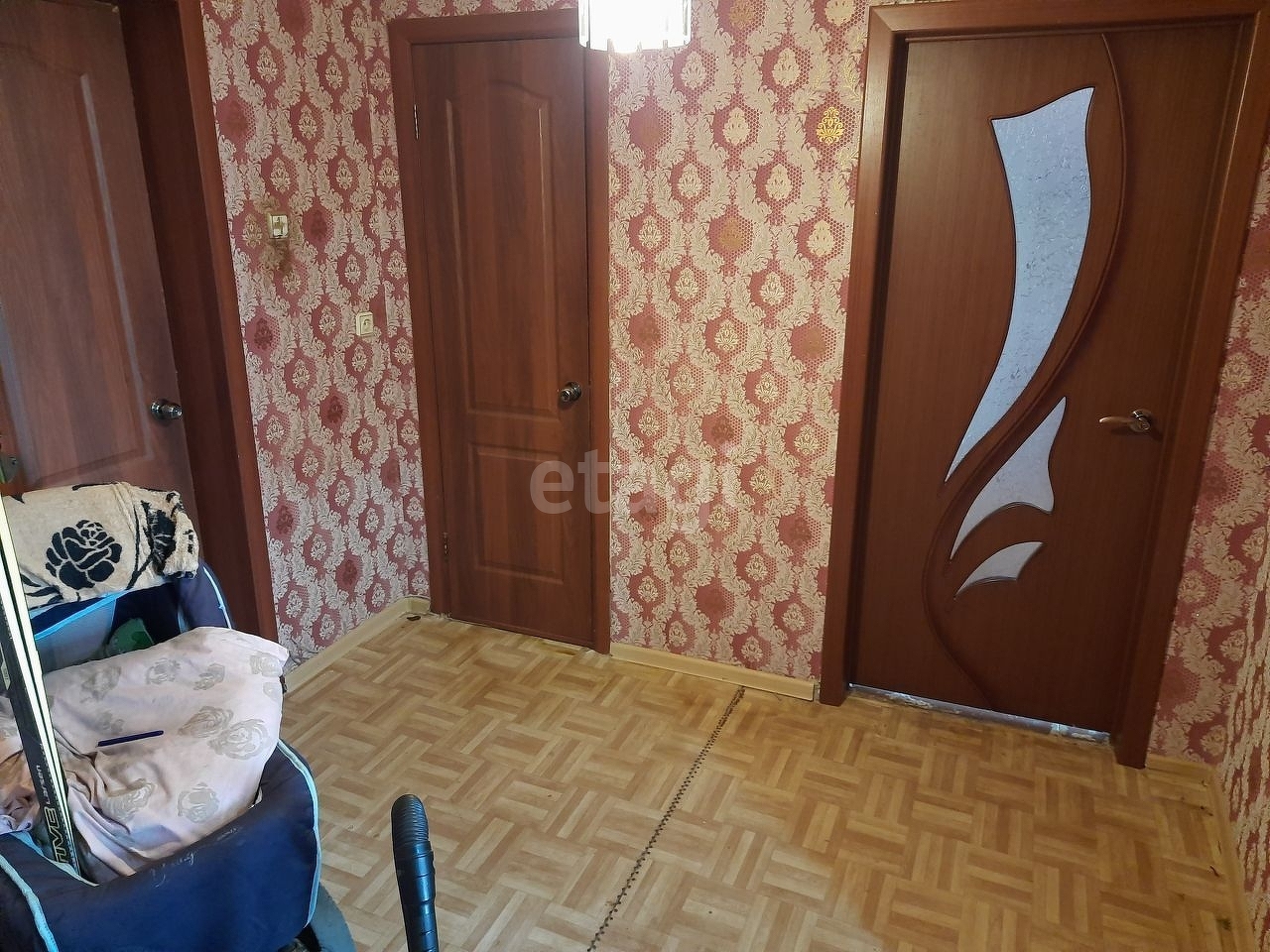 Продажа 5-комнатной квартиры, Челябинск, Челябинская область,  Златоуст