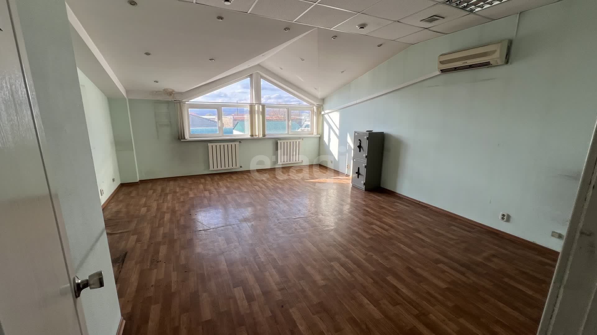 Аренда коммерческой недвижимости, 18м <sup>2</sup>, Южно-Сахалинск, Сахалинская область,  Южно-Сахалинск