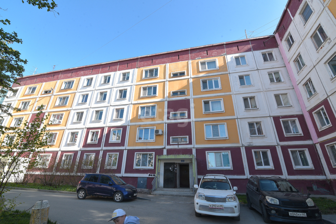 Продажа 2-комнатной квартиры, Южно-Сахалинск, Сахалинская область,  Южно-Сахалинск