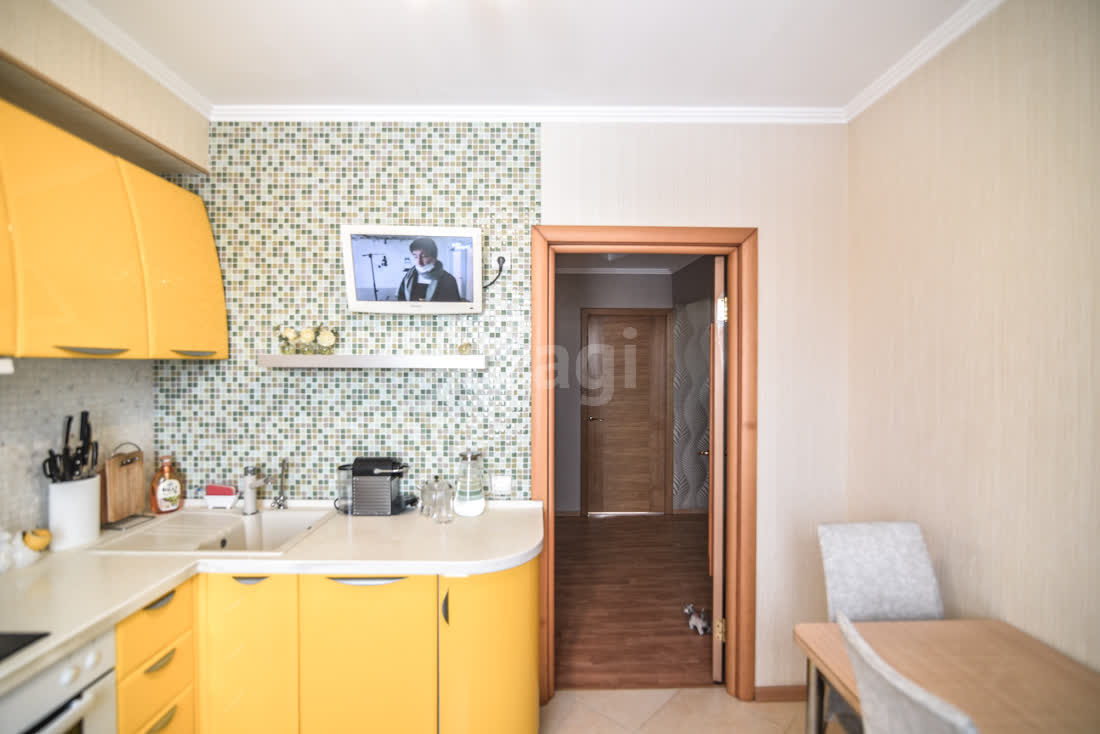 Продажа 2-комнатной квартиры, Южно-Сахалинск, Сахалинская область,  Южно-Сахалинск