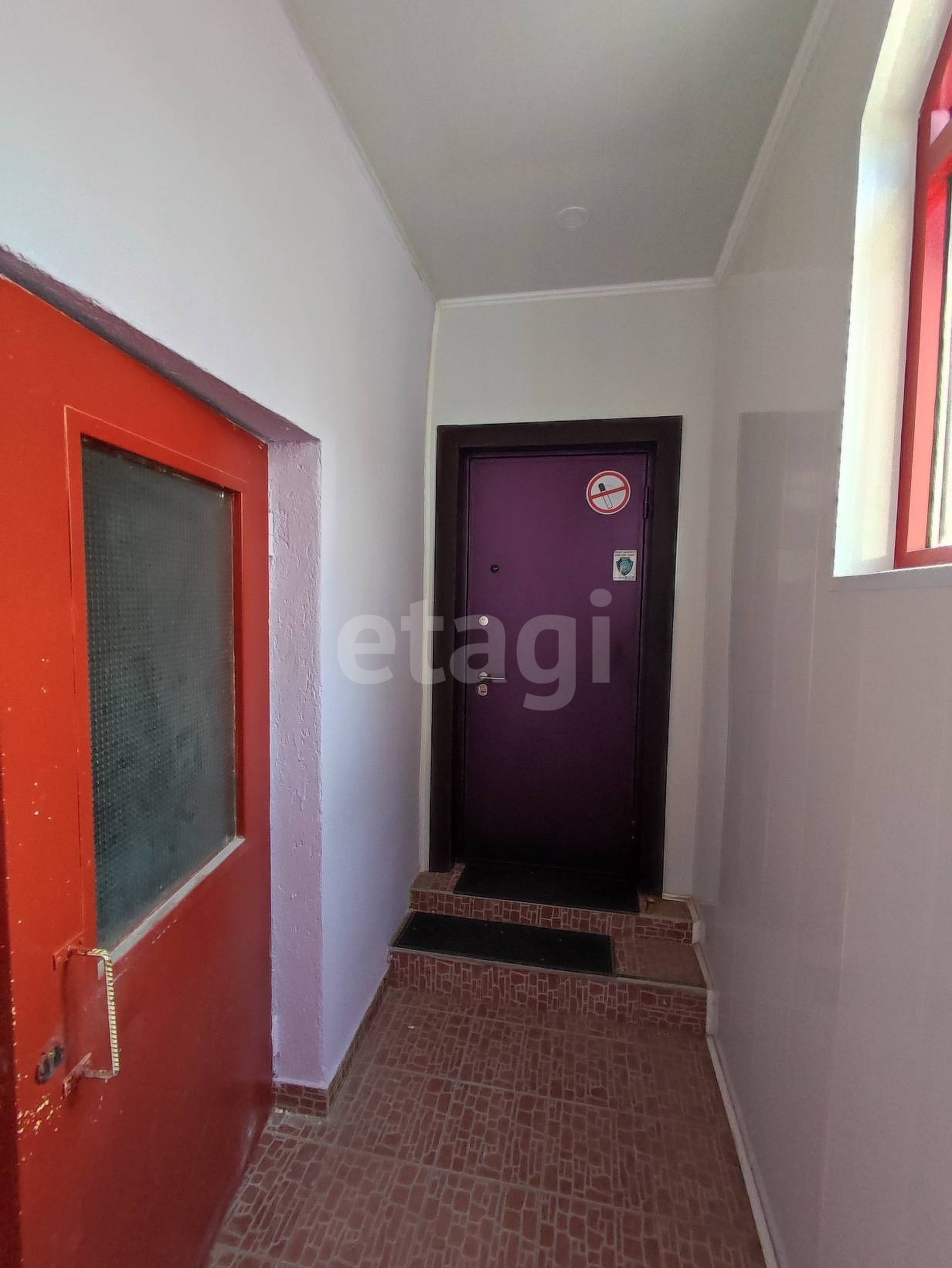 Продажа коммерческой недвижимости, 10м <sup>2</sup>, Новый Уренгой, Ямало-Ненецкий АО,  Новый Уренгой