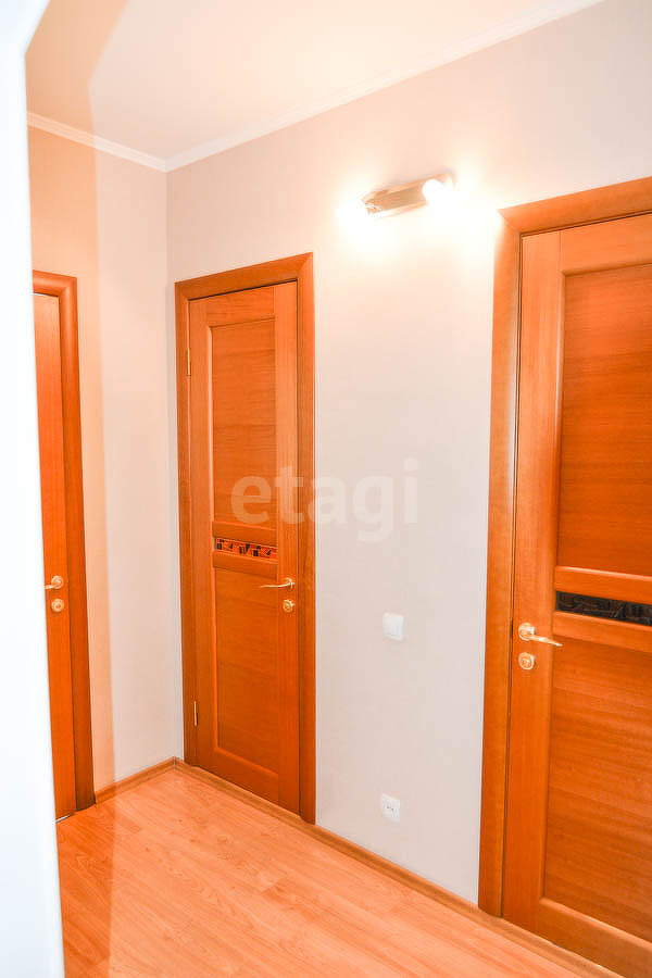 Продажа 3-комнатной квартиры, Южно-Сахалинск, Сахалинская область,  Южно-Сахалинск