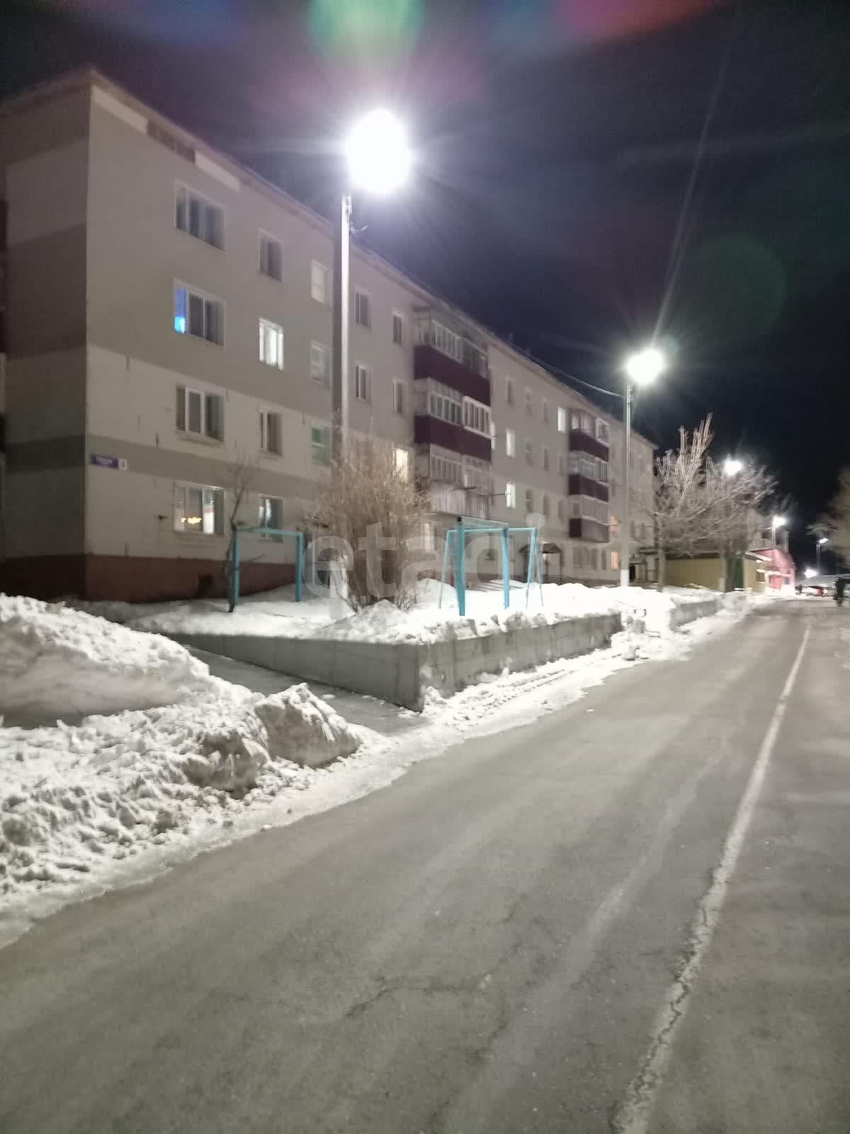 Продажа 2-комнатной квартиры, Южно-Сахалинск, Сахалинская область,  Южно-Сахалинск