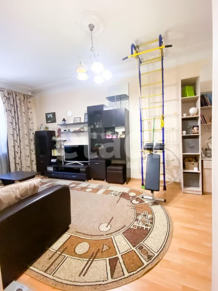 Продажа 3-комнатной квартиры, Улан-Удэ, Республика Бурятия,  Улан-Удэ