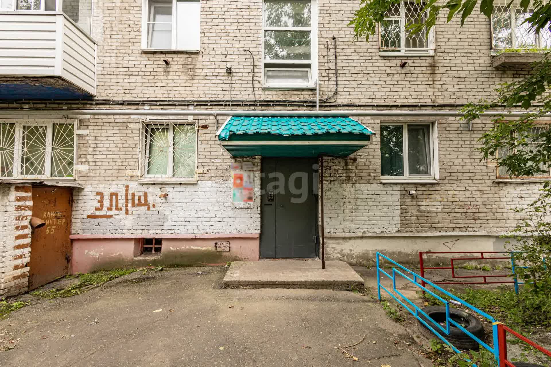 Продажа 2-комнатной квартиры, Комсомольск-на-Амуре, Шиханова,  2 к 2