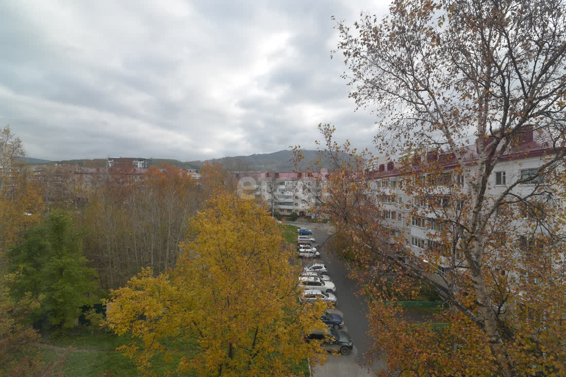 Продажа 3-комнатной квартиры, Южно-Сахалинск, Сахалинская область,  Южно-Сахалинск