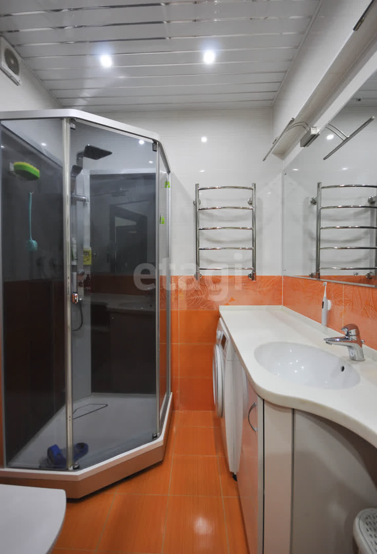 Продажа 2-комнатной квартиры, Южно-Сахалинск, Сахалинская область,  Южно-Сахалинск