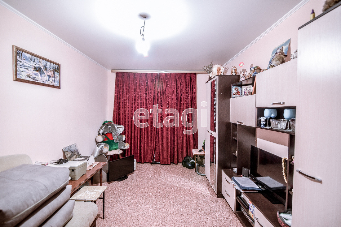 Продажа 3-комнатной квартиры, Южно-Сахалинск, Сахалинская область,  Южно-Сахалинск