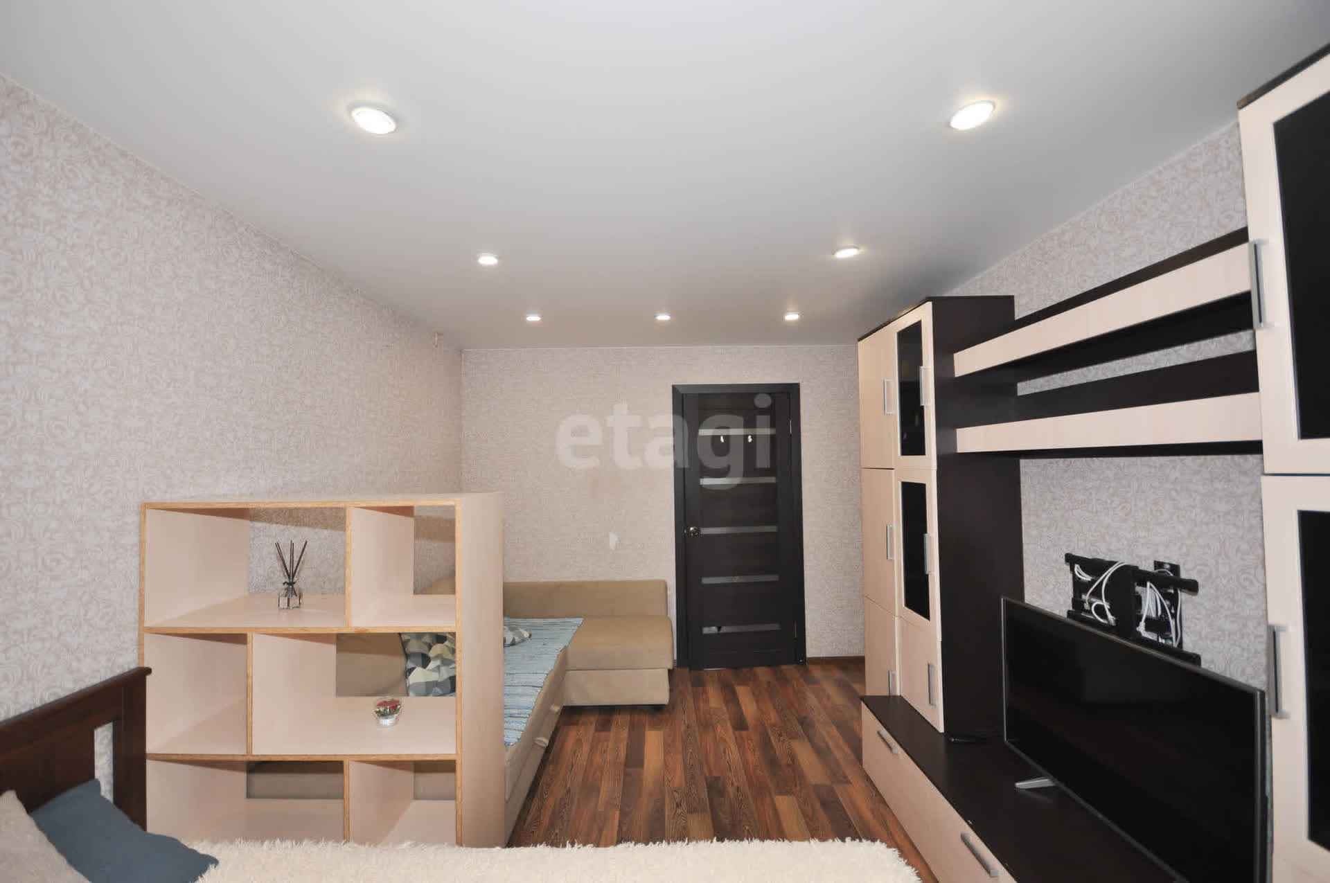 Продажа 2-комнатной квартиры, Южно-Сахалинск, Сахалинская область,  Южно-Сахалинск