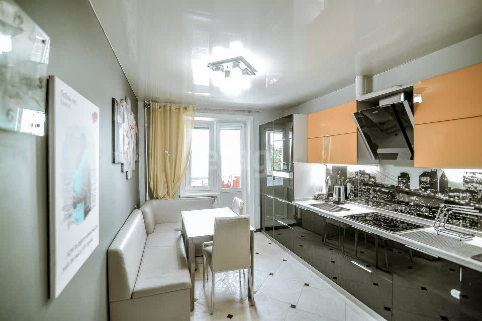 Продажа 3-комнатной квартиры, Южно-Сахалинск, Сахалинская область,  Южно-Сахалинск