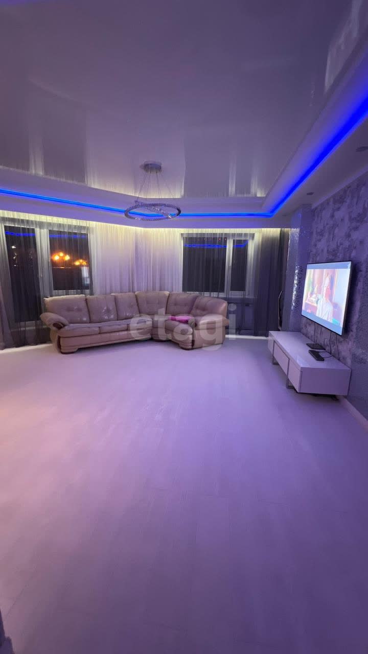 Продажа 3-комнатной квартиры, Южно-Сахалинск, Сахалинская область,  Южно-Сахалинск