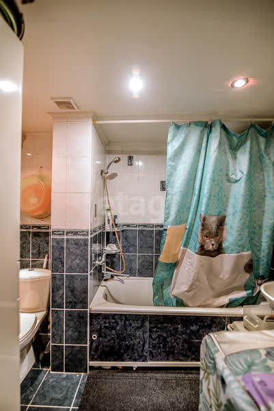 Продажа 2-комнатной квартиры, Южно-Сахалинск, Сахалинская область,  Южно-Сахалинск