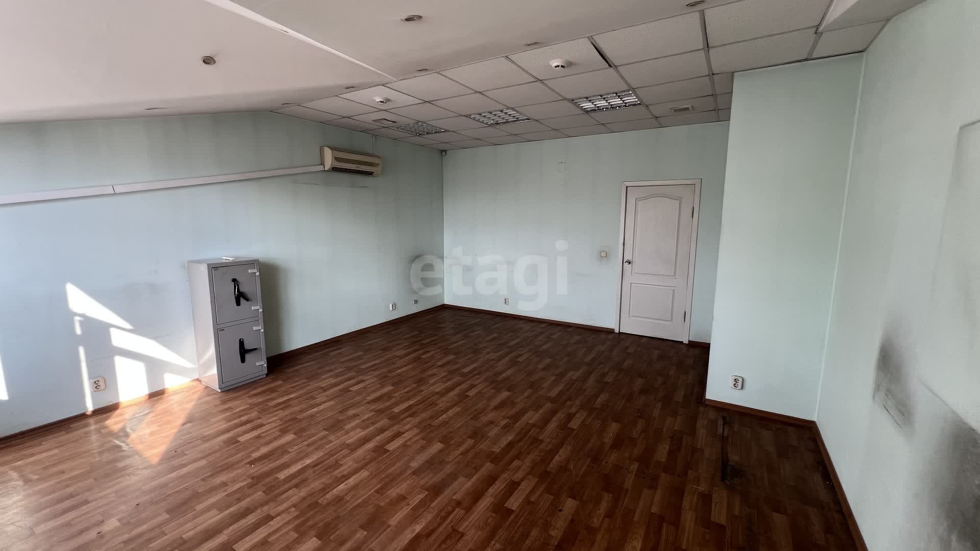 Аренда коммерческой недвижимости, 18м <sup>2</sup>, Южно-Сахалинск, Сахалинская область,  Южно-Сахалинск