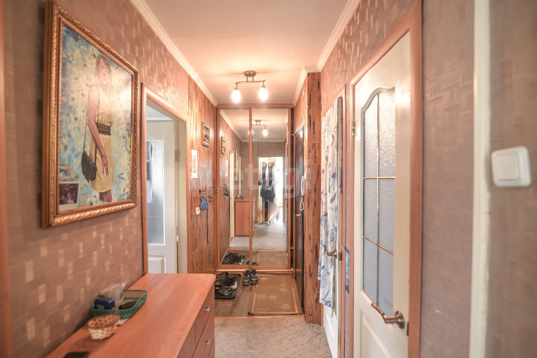 Продажа 2-комнатной квартиры, Южно-Сахалинск, Сахалинская область,  Южно-Сахалинск