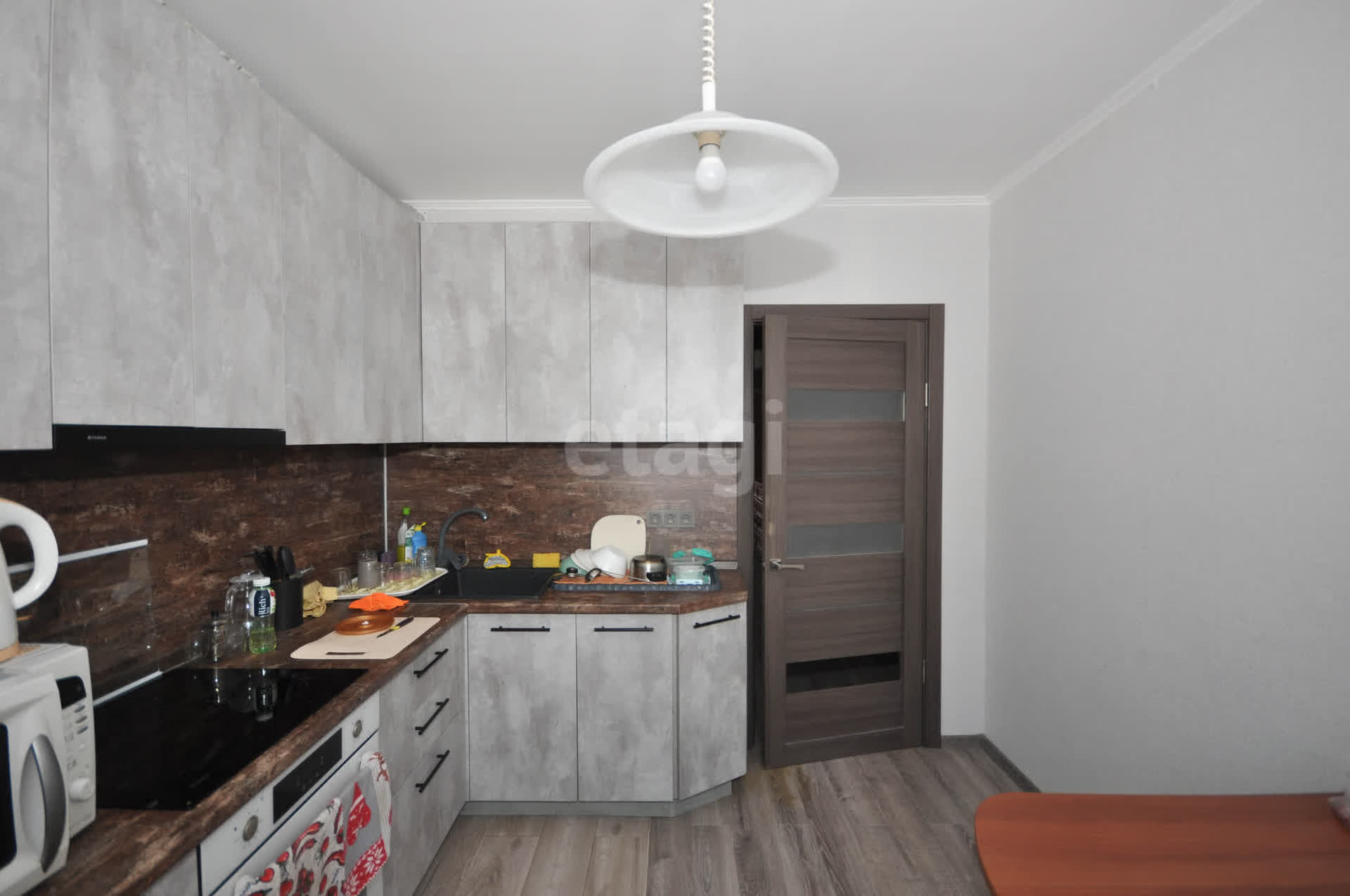 Продажа 3-комнатной квартиры, Южно-Сахалинск, Сахалинская область,  Южно-Сахалинск