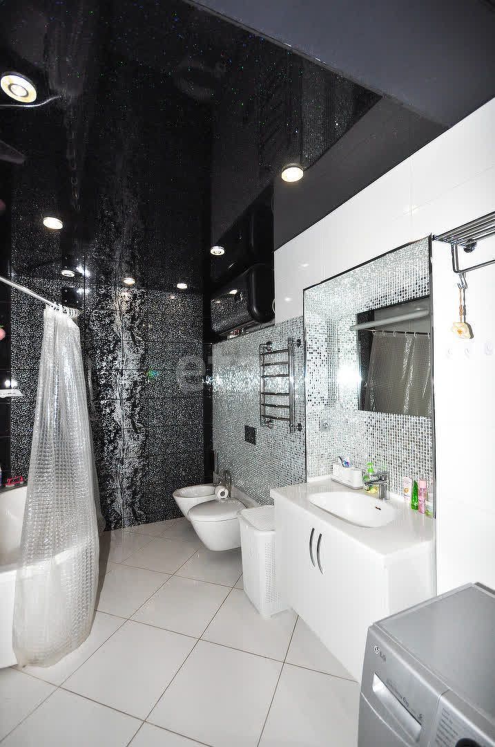 Продажа 3-комнатной квартиры, Южно-Сахалинск, Сахалинская область,  Южно-Сахалинск