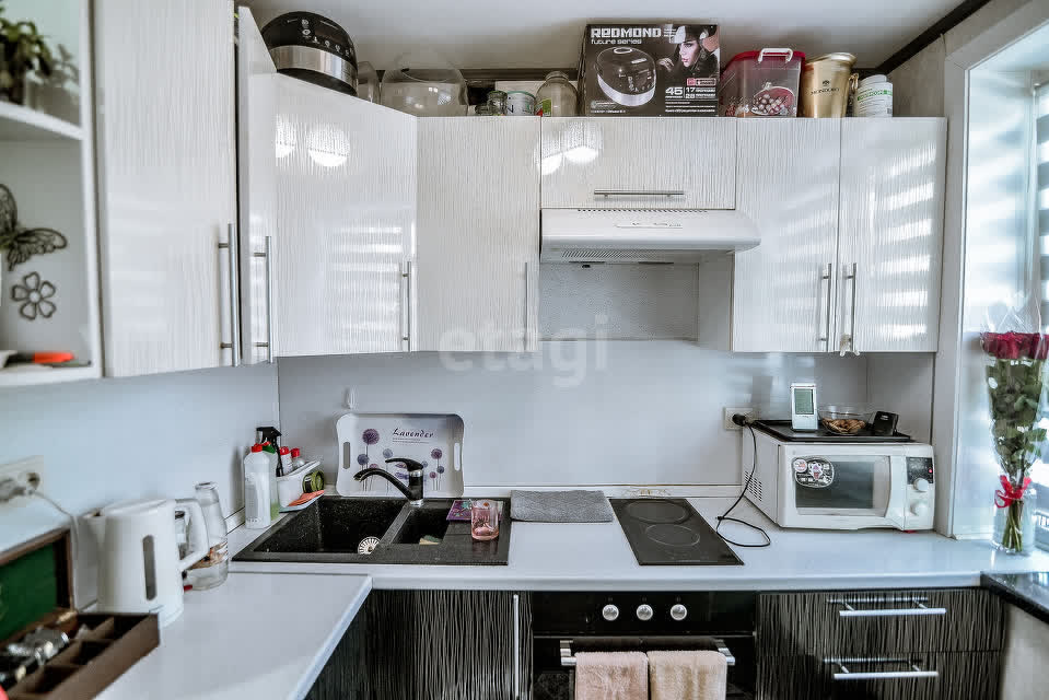 Продажа 3-комнатной квартиры, Южно-Сахалинск, Сахалинская область,  Южно-Сахалинск