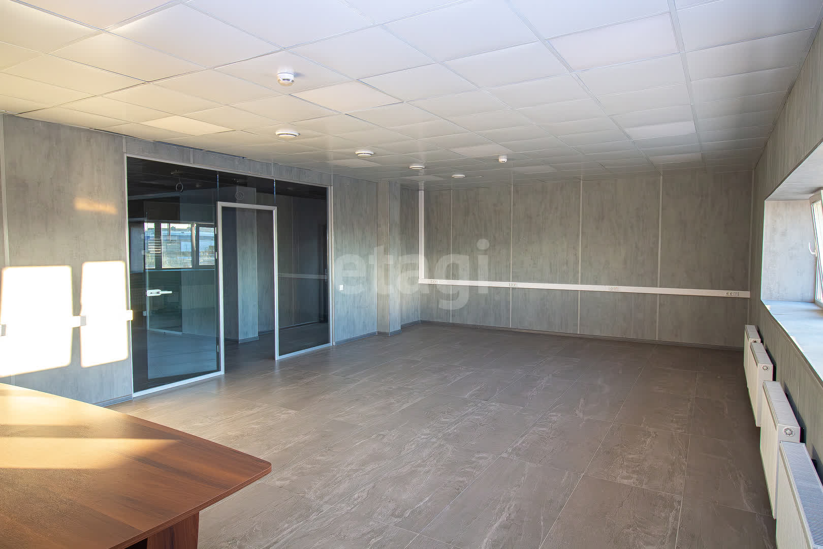 Аренда коммерческой недвижимости, 158м <sup>2</sup>, Новый Уренгой, Ямало-Ненецкий АО,  Новый Уренгой