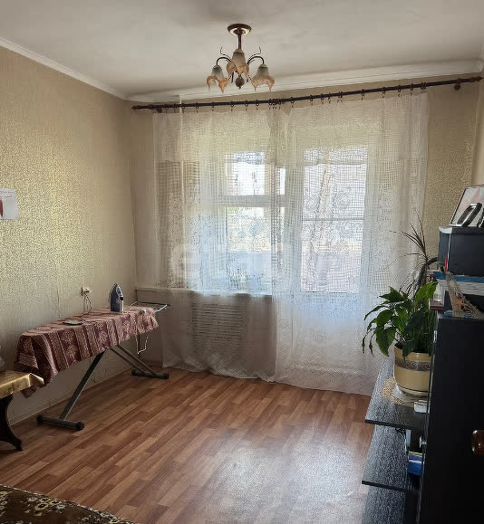 Продажа 4-комнатной квартиры, Южно-Сахалинск, Сахалинская область,  Южно-Сахалинск