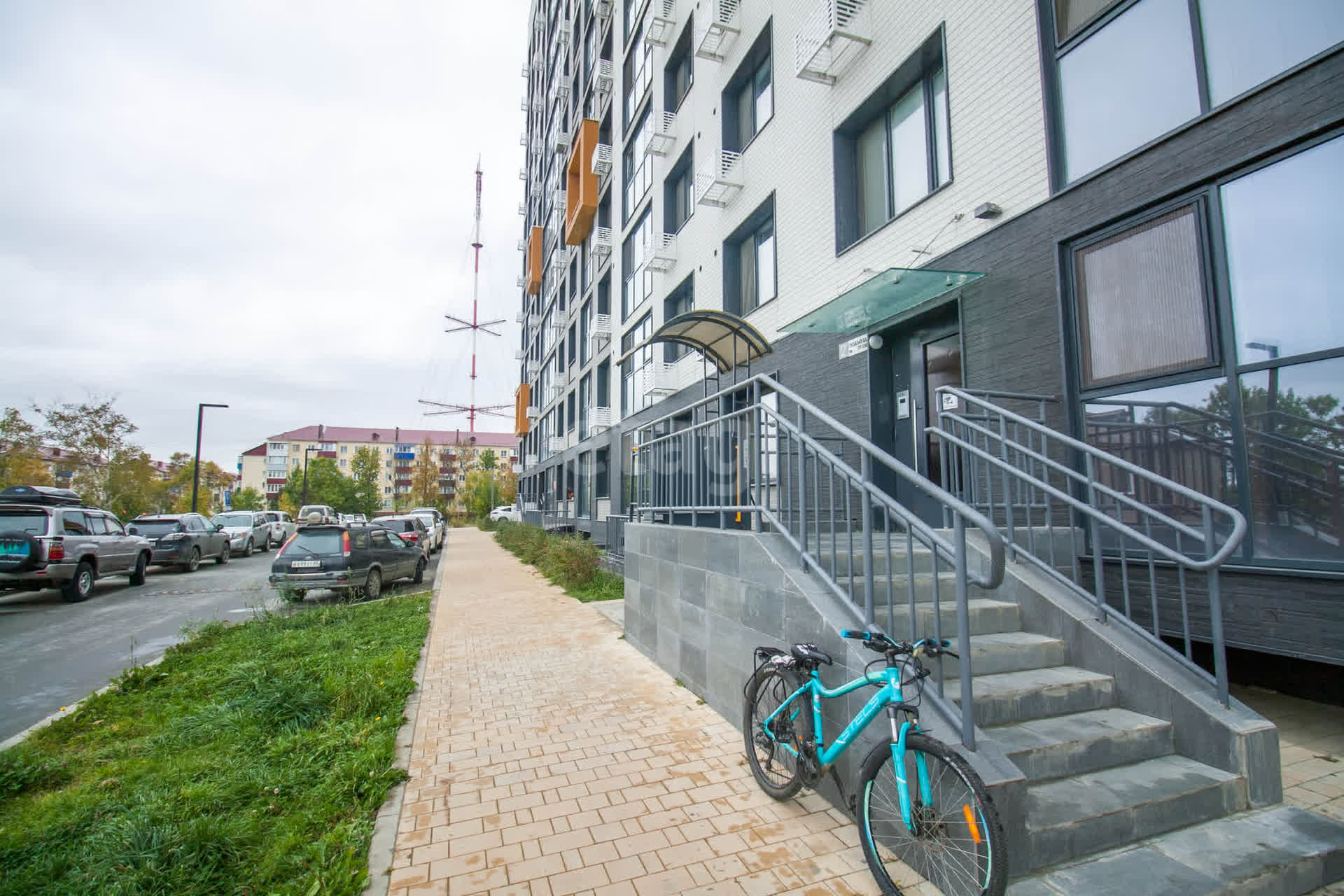 Продажа 3-комнатной квартиры, Южно-Сахалинск, Сахалинская область,  Южно-Сахалинск