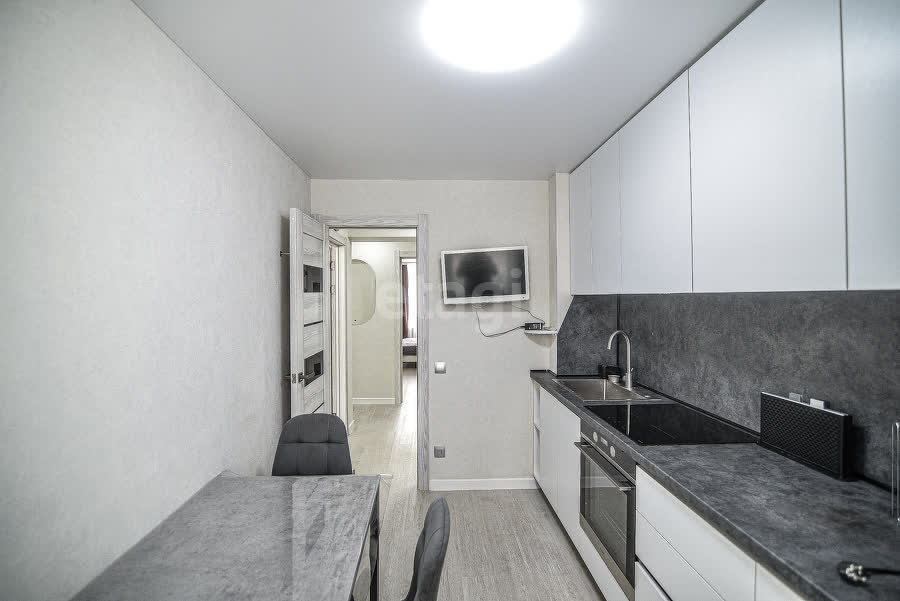 Продажа 3-комнатной квартиры, Южно-Сахалинск, Сахалинская область,  Южно-Сахалинск