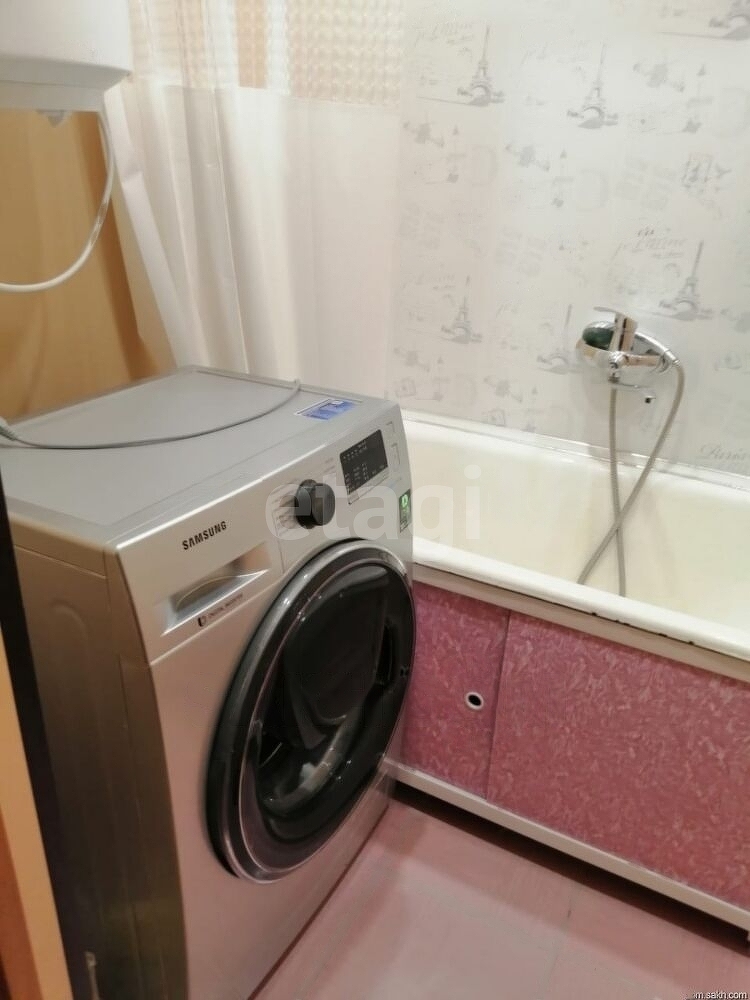 Продажа 2-комнатной квартиры, Южно-Сахалинск, Сахалинская область,  Южно-Сахалинск