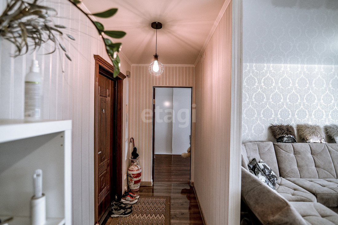 Продажа 2-комнатной квартиры, Южно-Сахалинск, Сахалинская область,  Южно-Сахалинск