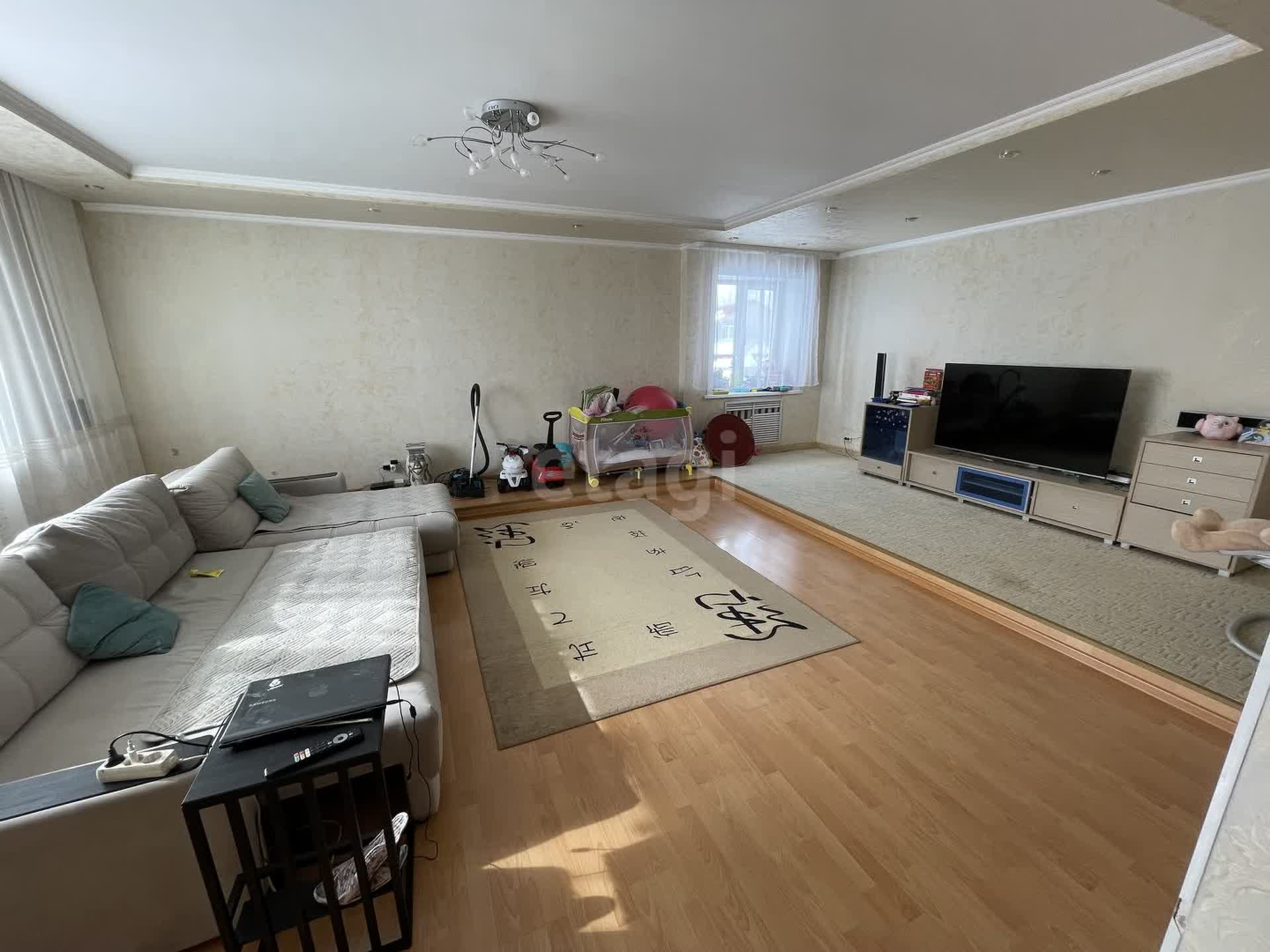 Продажа дома, 200м <sup>2</sup>, 5 сот., Южно-Сахалинск, Сахалинская область,  