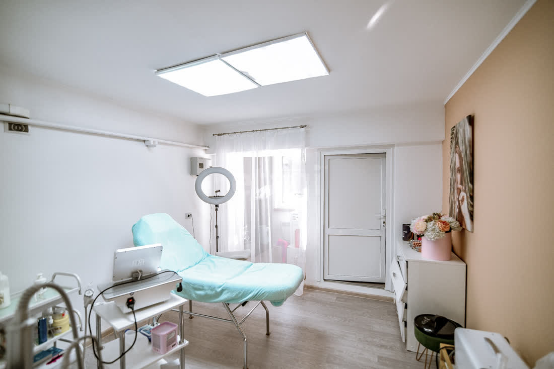 Продажа коммерческой недвижимости, 38м <sup>2</sup>, Южно-Сахалинск, Сахалинская область,  Южно-Сахалинск