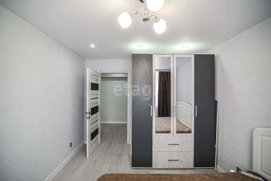 Продажа 3-комнатной квартиры, Южно-Сахалинск, Сахалинская область,  Южно-Сахалинск