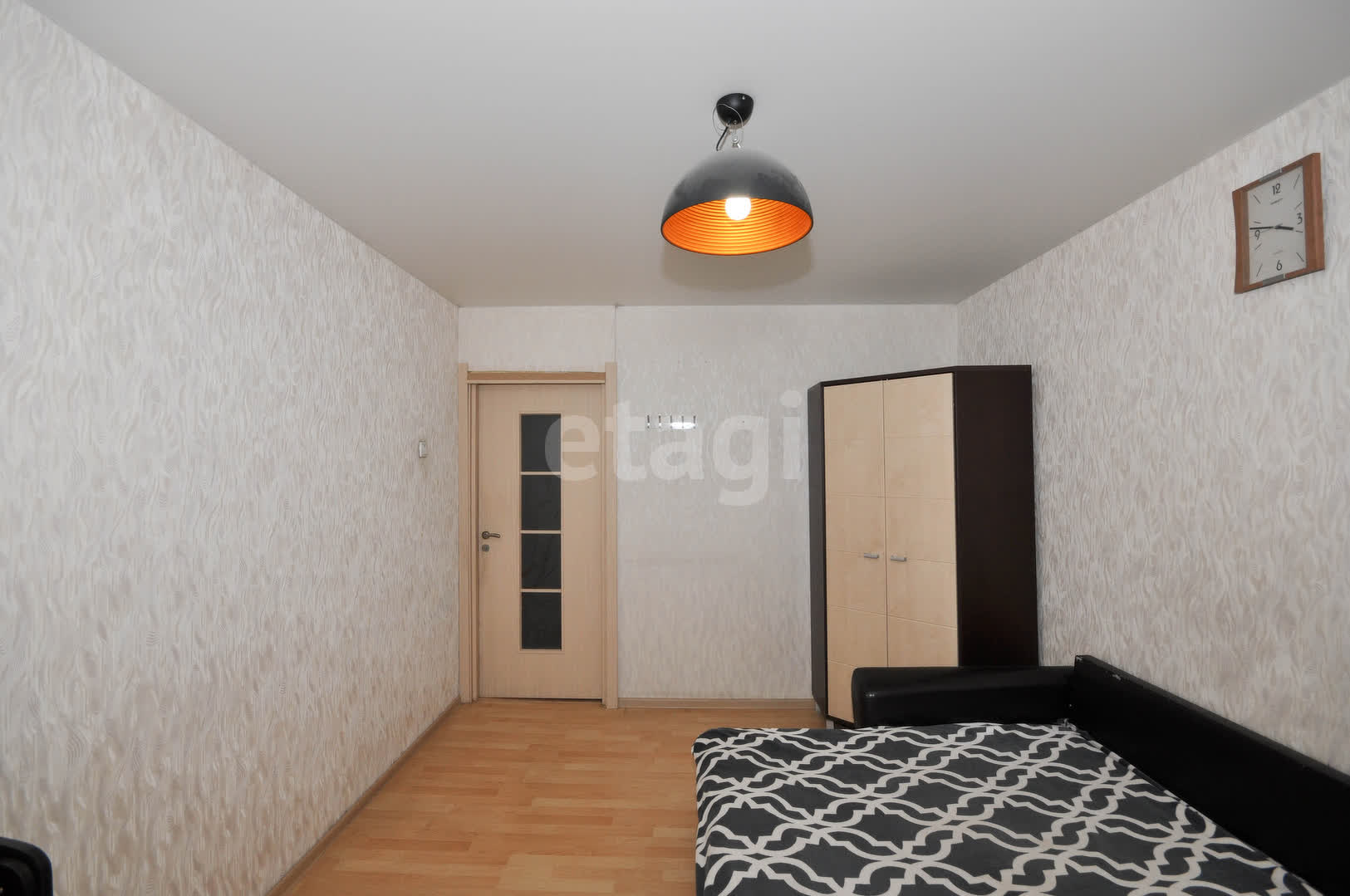 Продажа 2-комнатной квартиры, Южно-Сахалинск, Сахалинская область,  Южно-Сахалинск