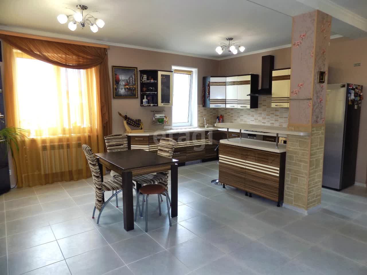 Продажа дома, 211м <sup>2</sup>, 14 сот., Южно-Сахалинск, Сахалинская область,  