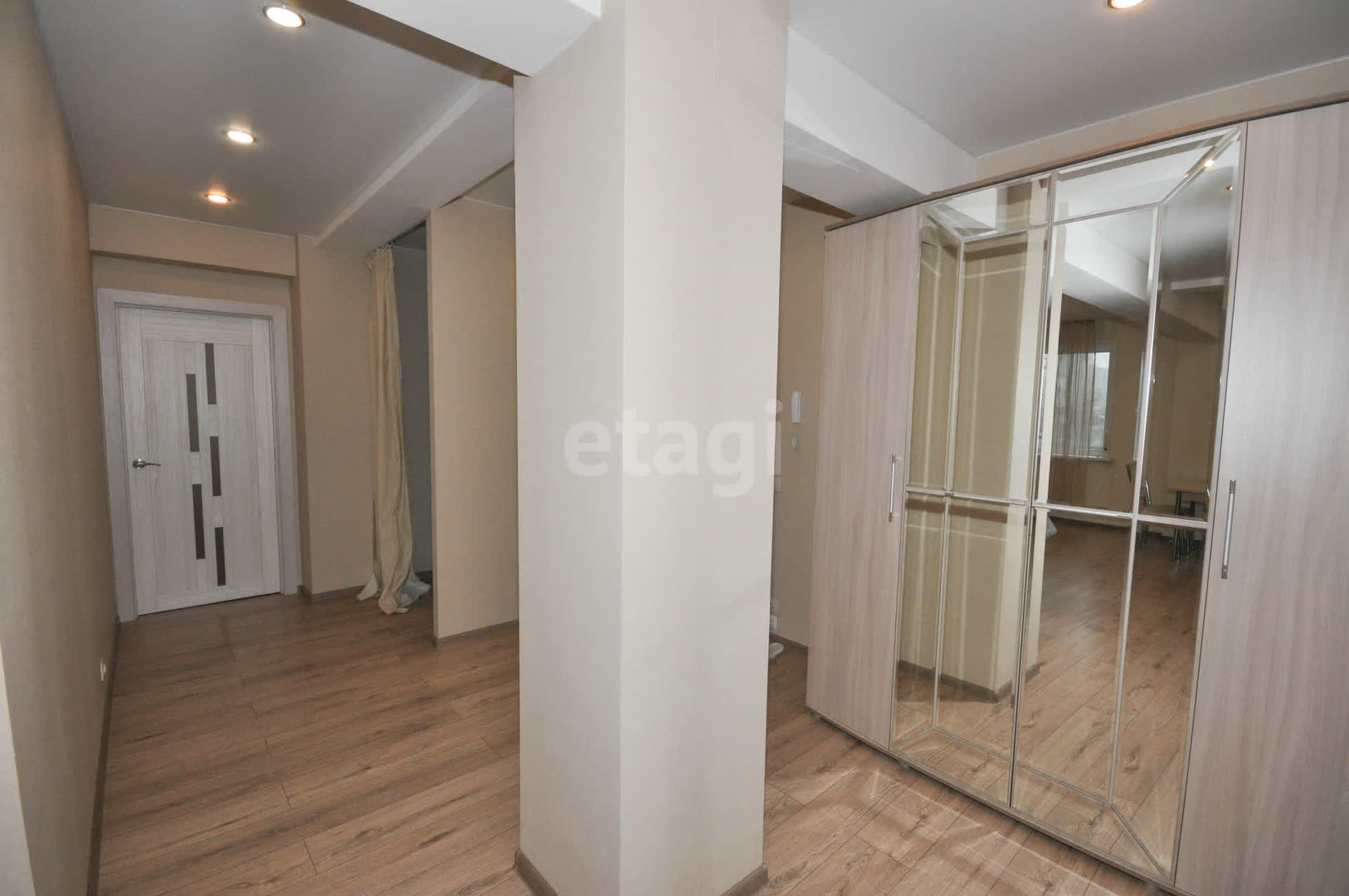 Продажа 2-комнатной квартиры, Южно-Сахалинск, Сахалинская область,  Южно-Сахалинск