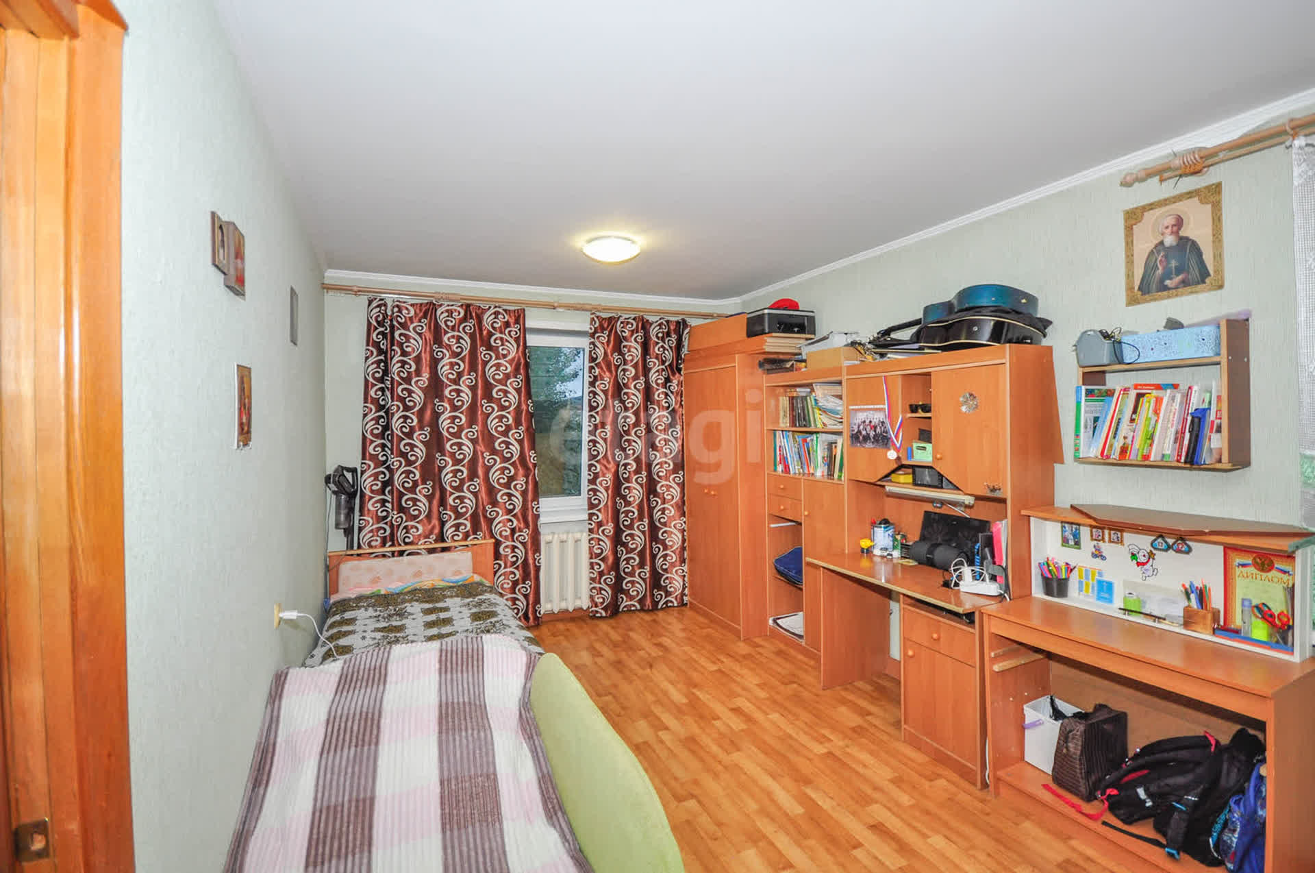 Продажа 2-комнатной квартиры, Южно-Сахалинск, Сахалинская область,  Южно-Сахалинск