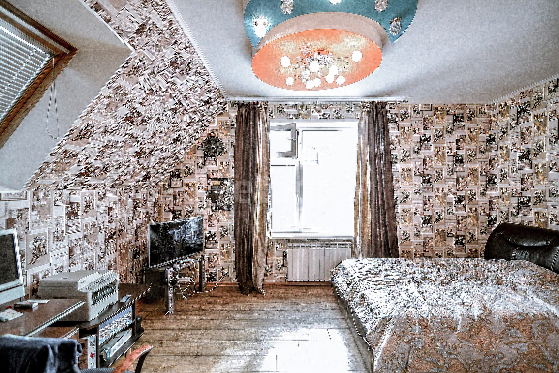 Продажа дома, 300м <sup>2</sup>, 10 сот., Южно-Сахалинск, Сахалинская область,  