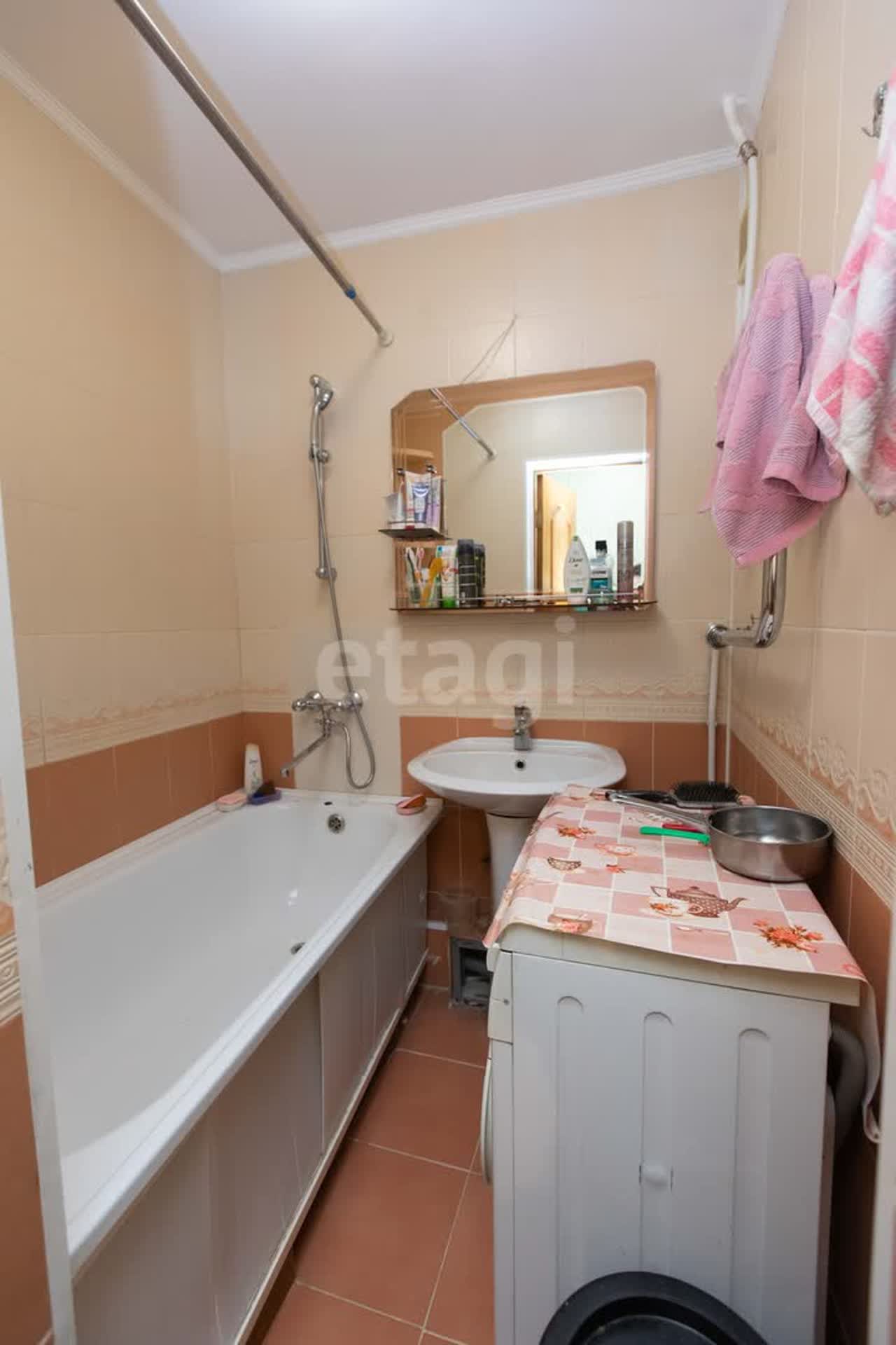 Продажа 3-комнатной квартиры, Южно-Сахалинск, Сахалинская область,  Южно-Сахалинск