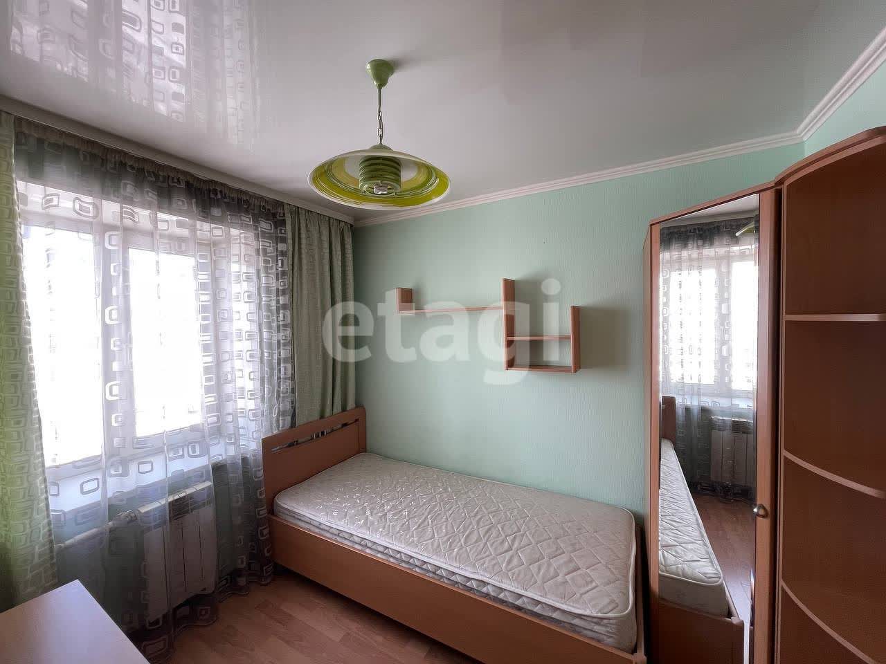 Продажа 4-комнатной квартиры, Улан-Удэ, Республика Бурятия,  Улан-Удэ