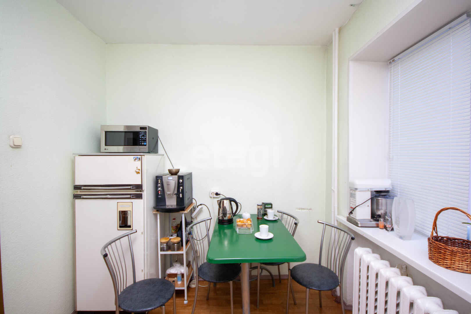 Продажа коммерческой недвижимости, 310м <sup>2</sup>, Новый Уренгой, Ямало-Ненецкий АО,  Новый Уренгой