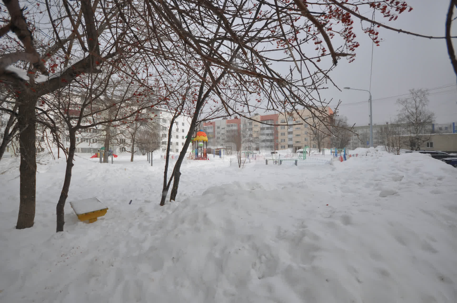 Продажа 3-комнатной квартиры, Южно-Сахалинск, Сахалинская область,  Южно-Сахалинск