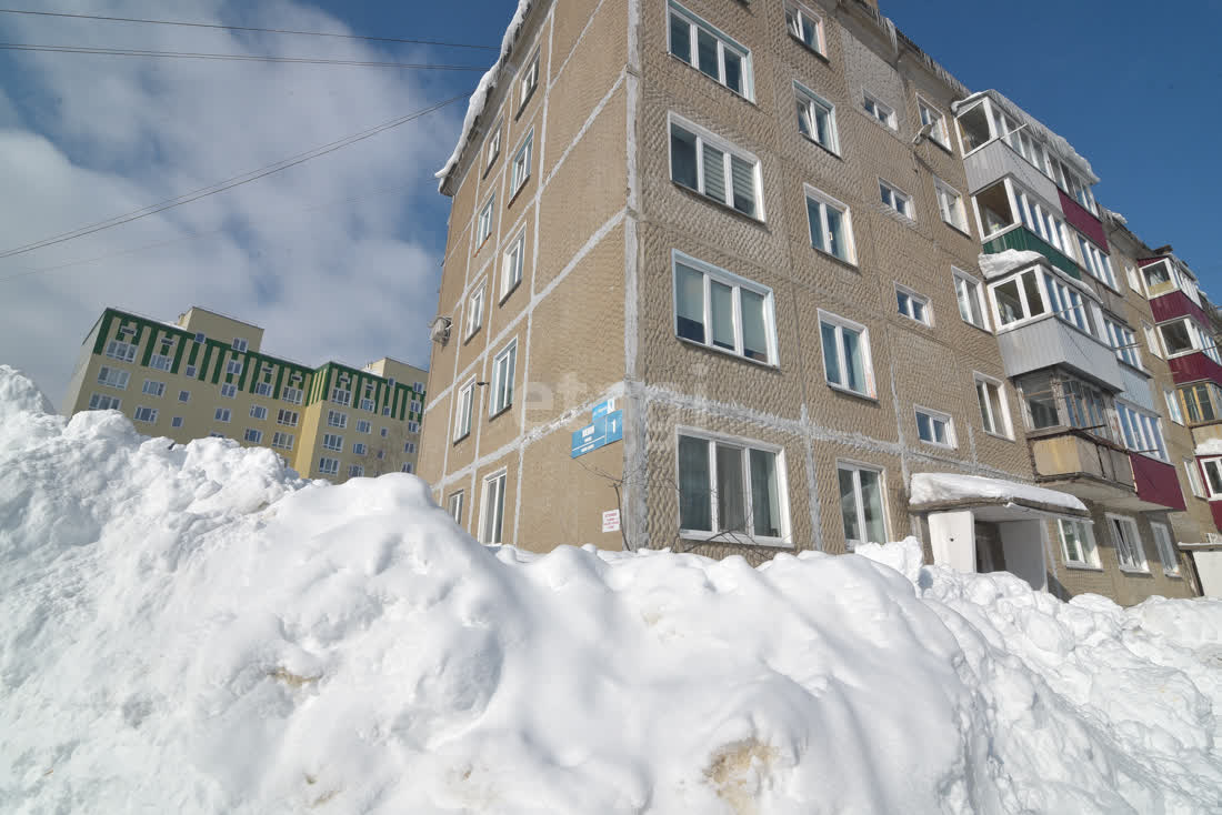 Продажа 2-комнатной квартиры, Южно-Сахалинск, Сахалинская область,  Южно-Сахалинск