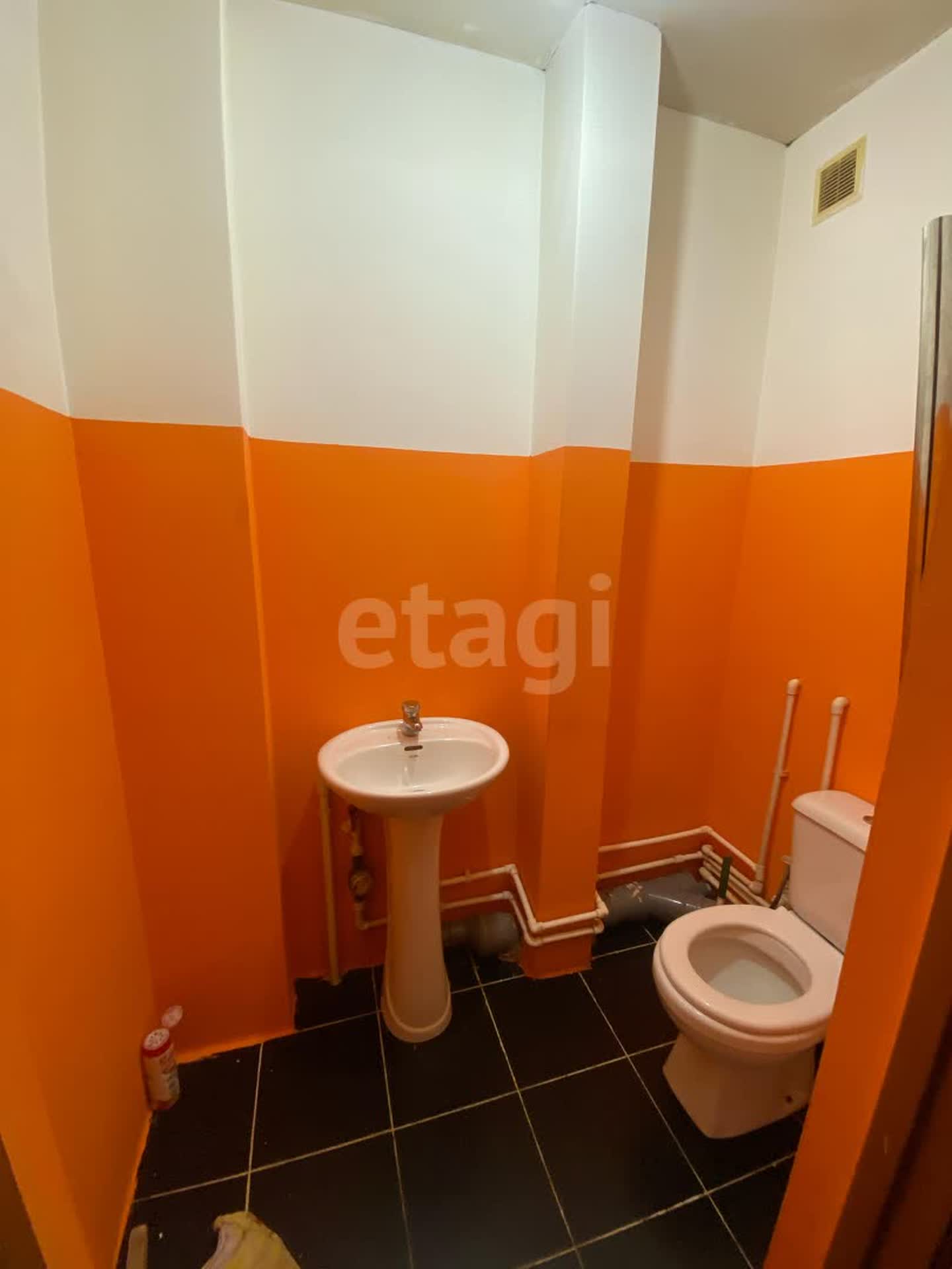 Продажа 2-комнатной квартиры, Южно-Сахалинск, Сахалинская область,  Южно-Сахалинск