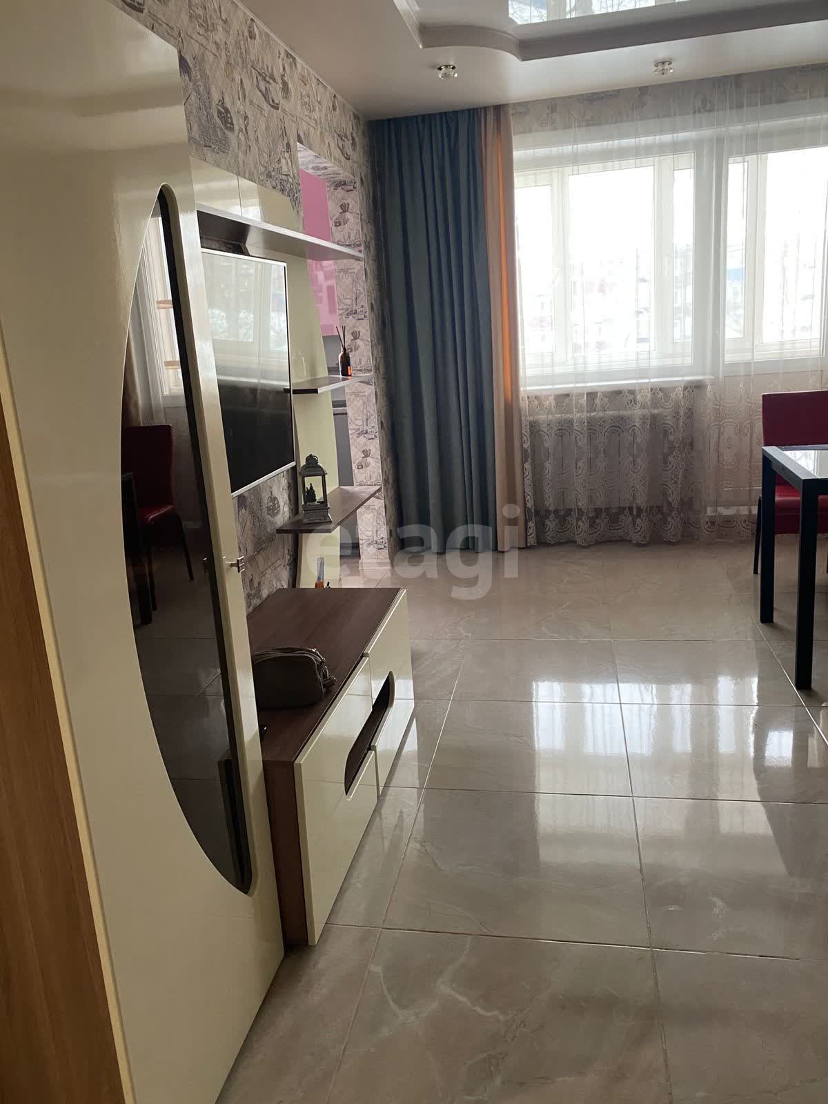 Продажа 3-комнатной квартиры, Южно-Сахалинск, Сахалинская область,  Южно-Сахалинск