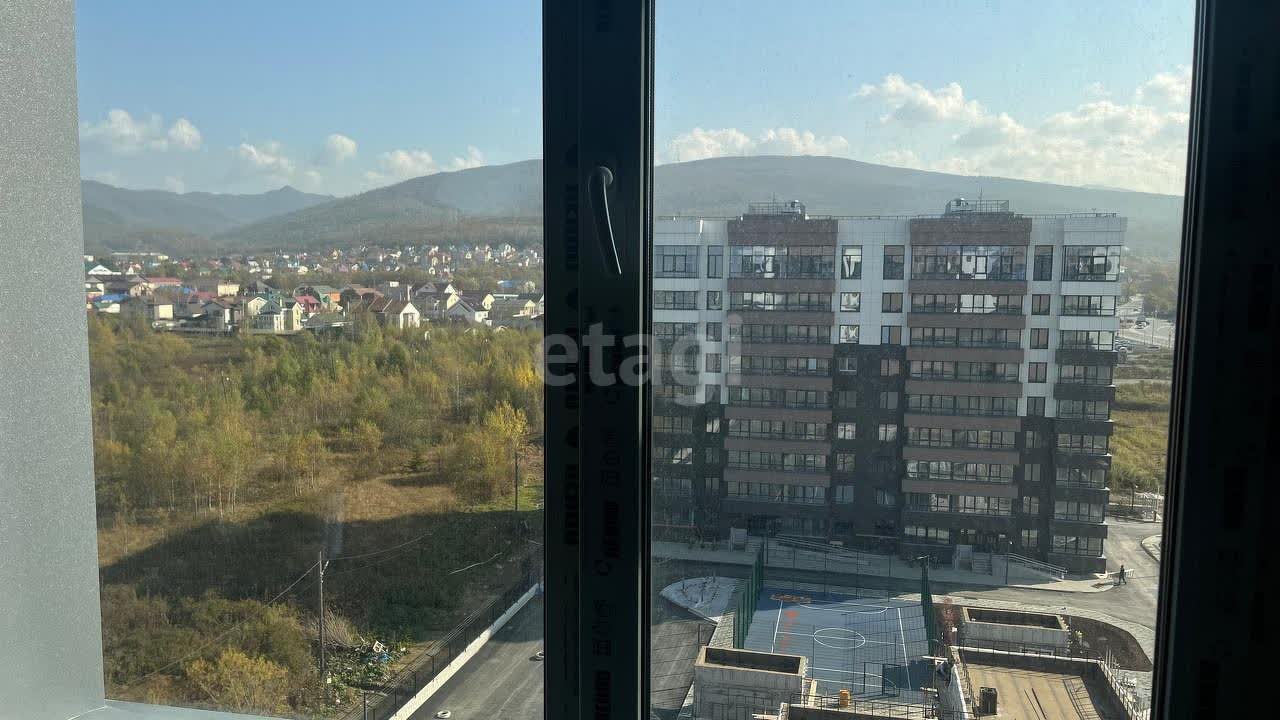 Продажа 4-комнатной квартиры, Южно-Сахалинск, Сахалинская область,  Южно-Сахалинск