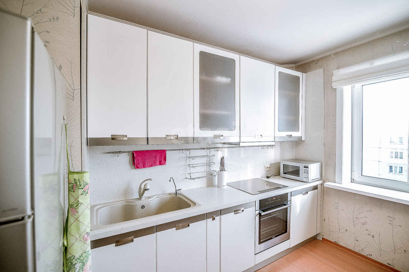 Продажа 4-комнатной квартиры, Южно-Сахалинск, Сахалинская область,  Южно-Сахалинск