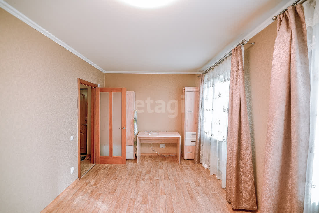 Продажа 3-комнатной квартиры, Южно-Сахалинск, Сахалинская область,  Южно-Сахалинск