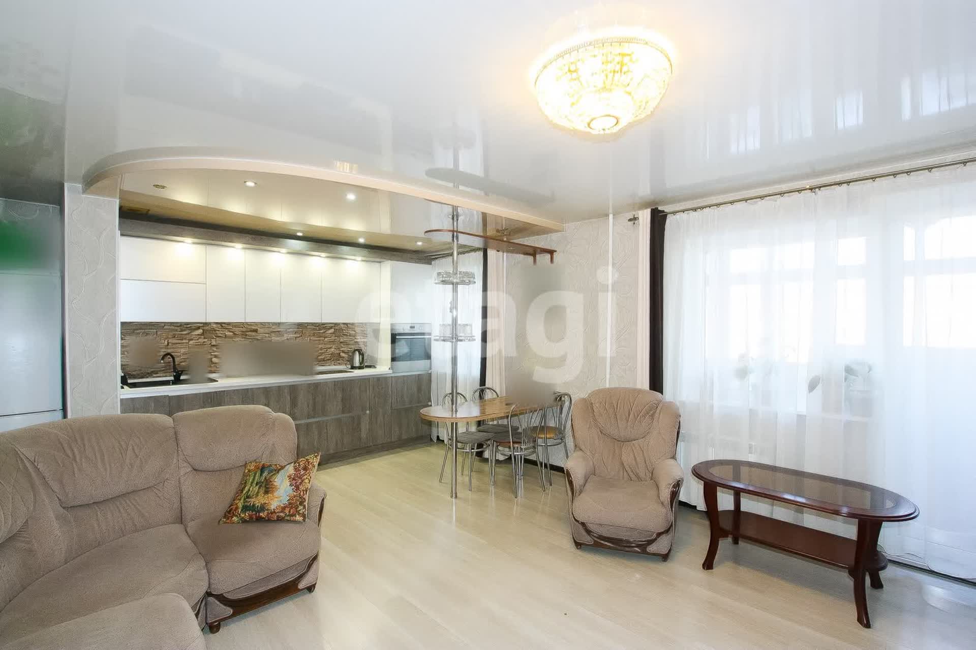 Продажа 3-комнатной квартиры, Улан-Удэ, Республика Бурятия,  Улан-Удэ