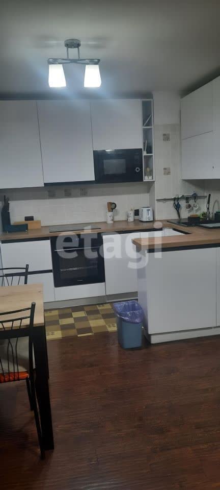 Продажа 3-комнатной квартиры, Улан-Удэ, Республика Бурятия,  Улан-Удэ